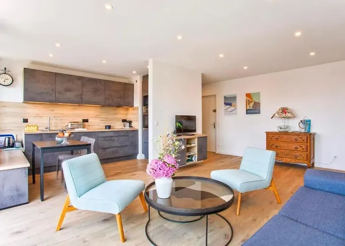 Apartment Les Forges-f2 Front De Mer-4 Pers, Wifi & Parking *