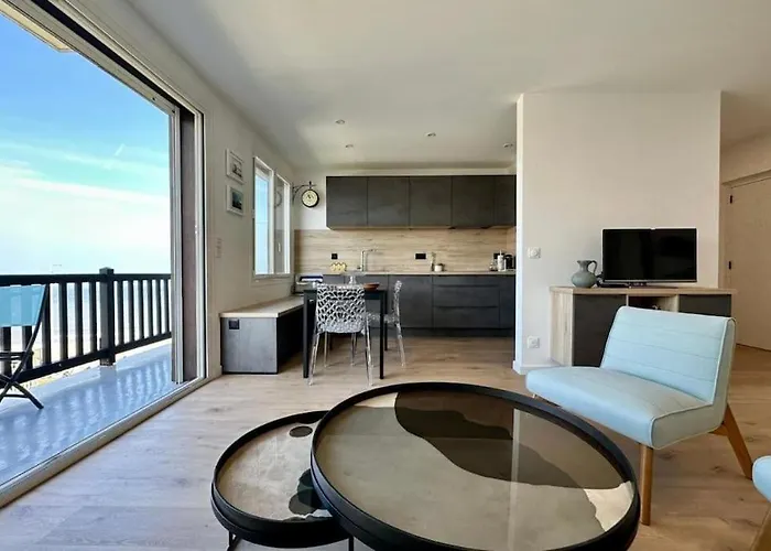 Apartment Les Forges-f2 Front De Mer-4 Pers, Wifi & Parking Blonville-sur-Mer